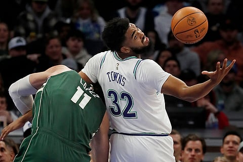 NBA 2023-24: Milwaukee Bucks vs Minnesota Timberwolves