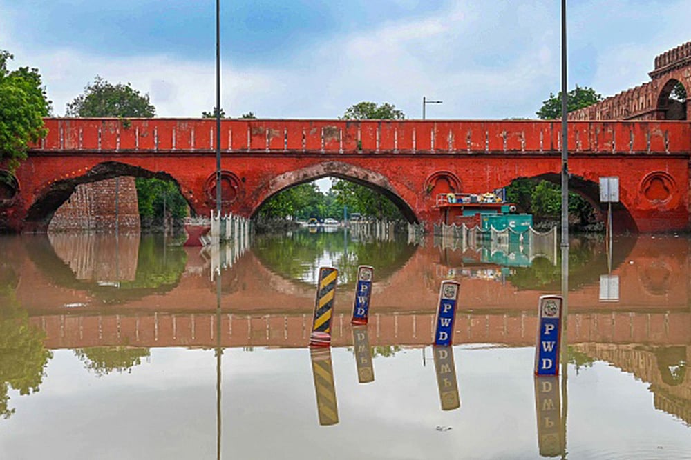 Photo: Vipin Kumar/Hindustan Times via Getty Images : Climate Change