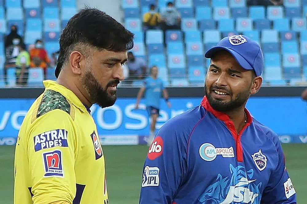 (File Photo: PTI)  : Mahendra Singh Dhoni (left) and Rishabh Pant (right).

