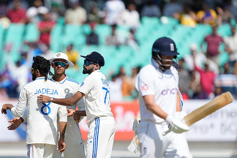 India Vs England 3rd Test, Day 4