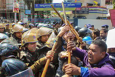 Health workers protest in Dehradun