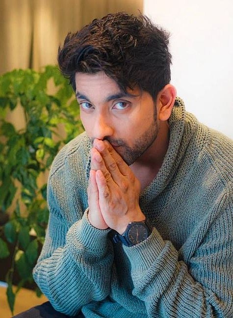 Instagram : Fahmaan Khan