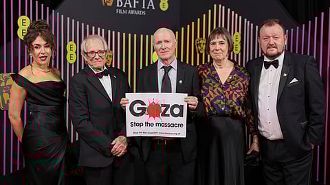 Ken Loach Brings Gaza Protest Sign