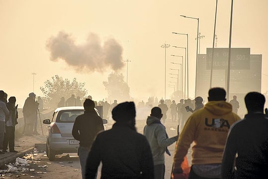 Police Hurl Tear Gas Shells To Prevent Farmers From Going To Khanauri