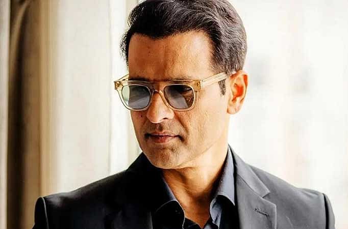 Instagram : Rohit Roy