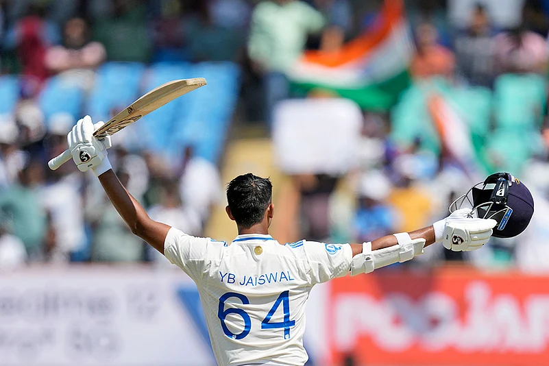 India Vs England 3rd Test, Day 4