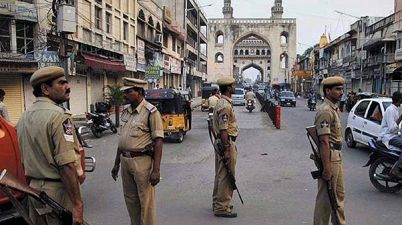 PTI :  Hyderabad Police discharging professional duties.(Representational image) |