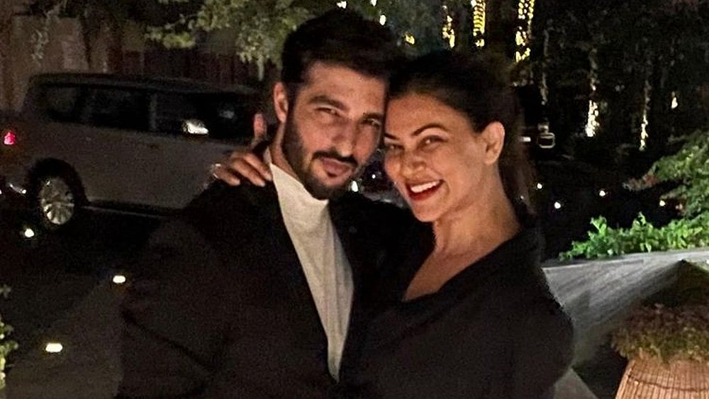 Rohman Shawl, Sushmita Sen