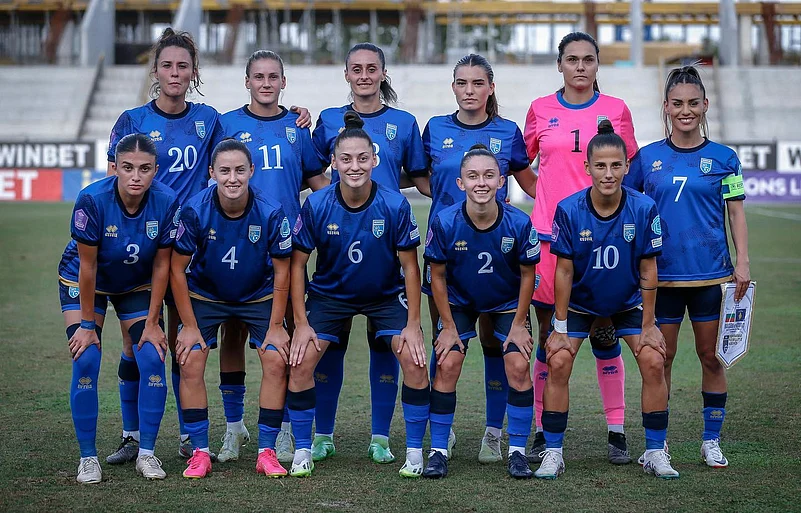 Kosovo Womens National Football Team. 