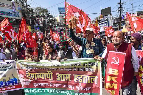 All India Kishan Mahasabha workers protest