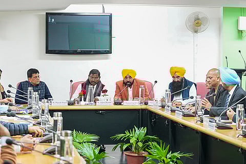 Centre-Farmers talks