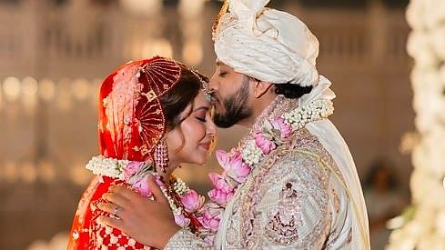 Sonarika Bhadoria Ties Knot With Vikas Parashar In a Royal-Themed Wedding