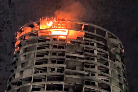 Fire at a building in Navi Mumbai