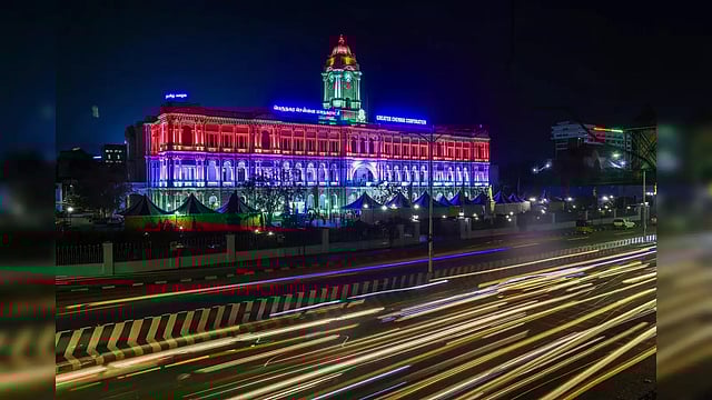 Tamil Nadu: Foreign Artists Give Govt Buildings In Ukkadam Facelift 
