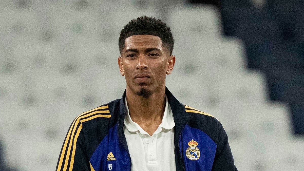 Photo: X )(@LaLiga : Jude Bellingham before the start of Real Madrid vs Atletico football match at Santiago Bernabeu Stadium, Madrid, Spain on February 5, 2024.