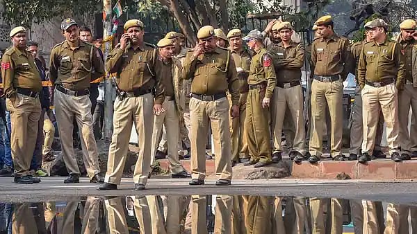 PTI : LS Polls: Police Chalk Out Strategy To Step Up Security, Border Surveillance In Delhi-NCR