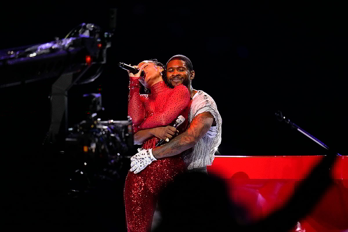Super Bowl 2024: Usher, Alicia Keys And Others 'Caught Up' To Enthrall During Las Vegas Half-Time Show - In Pics