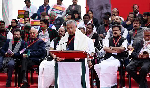 Getty Images : Pinarayi Vijayan addressing the third consecutive rally organised by CPI(M)
