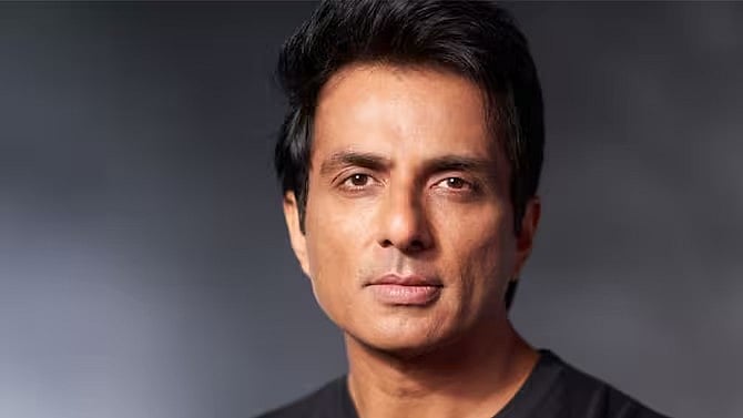 Instagram : Sonu Sood