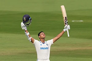 Photo: AP/Manish Swarup : IND vs ENG 2nd Test match: Day 1