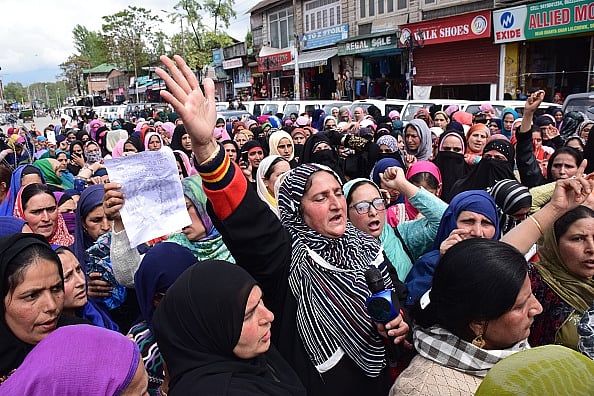 Photo by Abbas Idrees via Getty Images : . People of Srinagar which includes students of different colleges, locals, traders and Anganwadi Workers, took to the street of city centre Lal chowk Srinagar Summer Capital of Indian Kashmir during the demonstration against the rape and murder of a minor girl. (Representative Image)