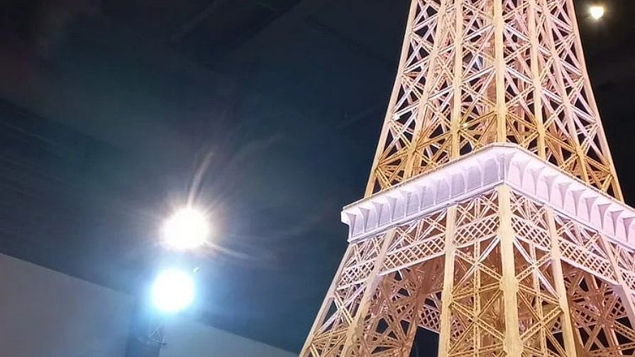 | Image: @toureiffelallumettes/Instagram : Matchstick Eiffel Tower Sculpture