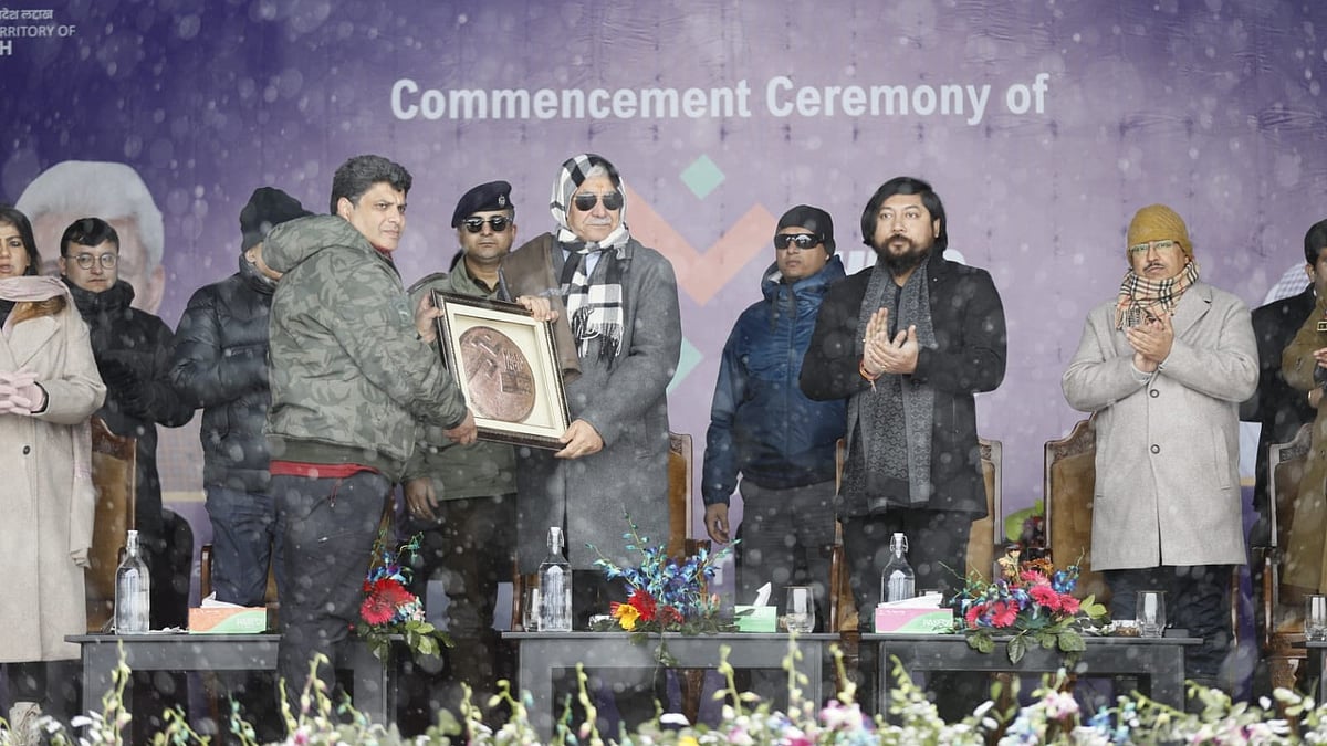 Khelo India : Jammu and Kashmir Lieutenant Governor Manoj Sinha on Wednesday inaugurated the fourth Khelo India Winter Games 