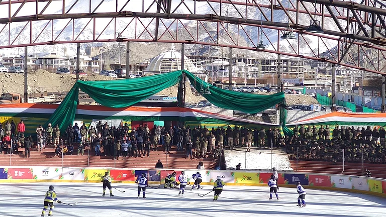 Army and ITBP played the Khelo India Winter Games 2024 men’s ice hockey final at the NDS sports complex ice rink on February 6. - Photo: Khelo India