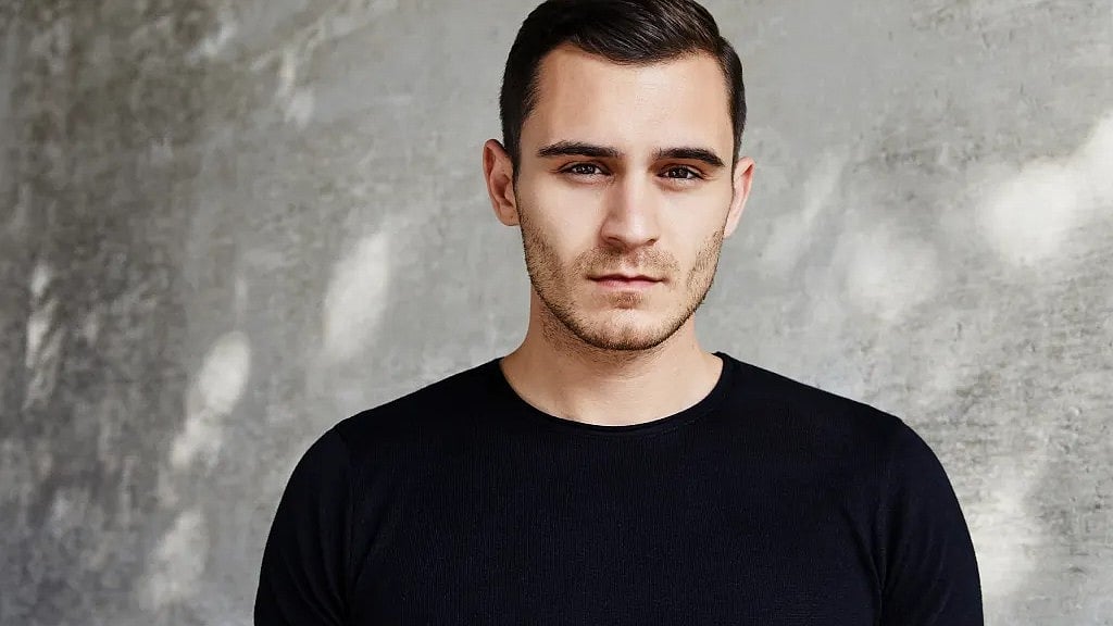 Variety : Julian Kostov