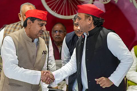 Guddu Jamali joins Samajwadi Party