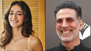Instagram : Ananya Panday, Akshay Kumar