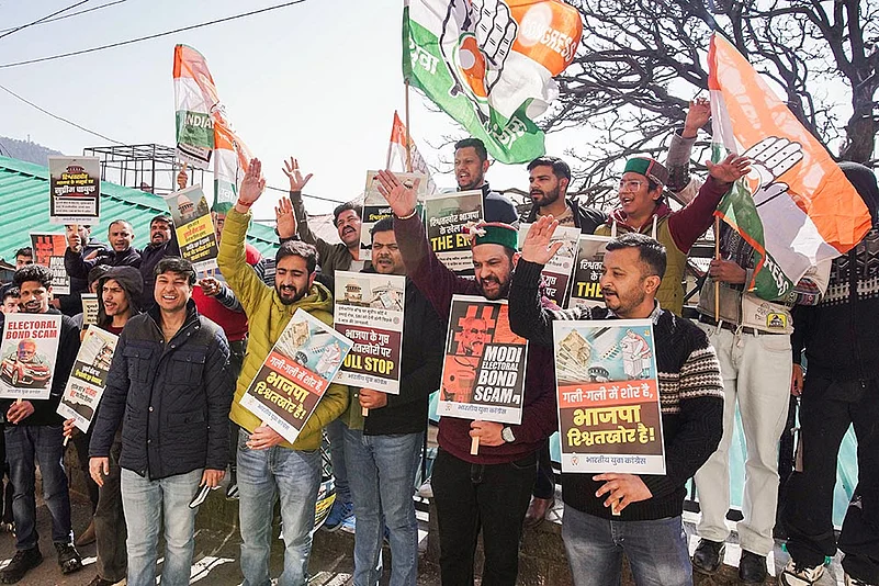 Youth Congress activists protest