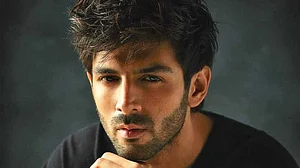 X : Kartik Aaryan