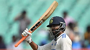 X/cricscrutinizer : Ravindra Jadeja taking in the plaudits at Rajkot.
