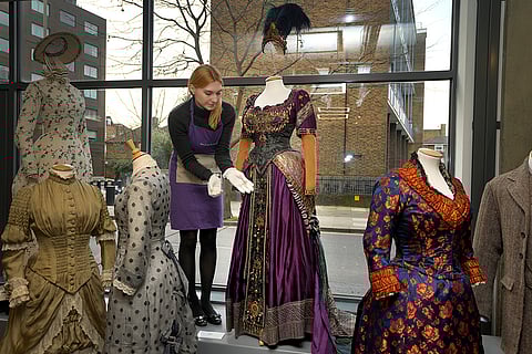 Britain Costume Auction