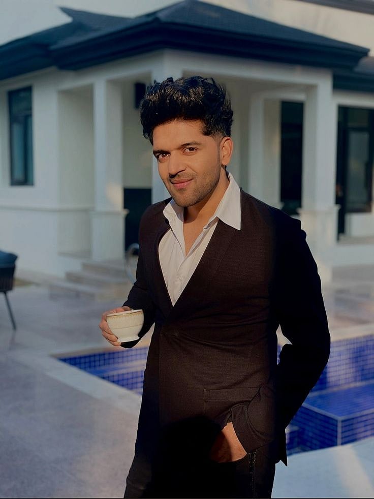 Instagram : Guru Randhawa
