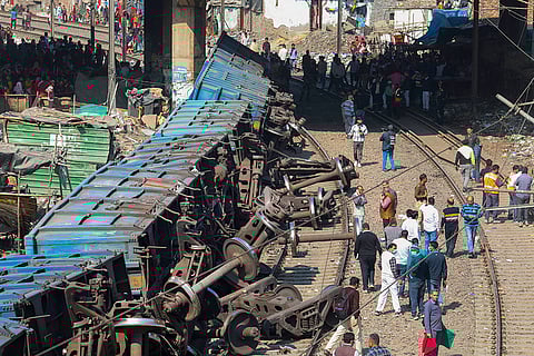 Goods train derails in Delhi