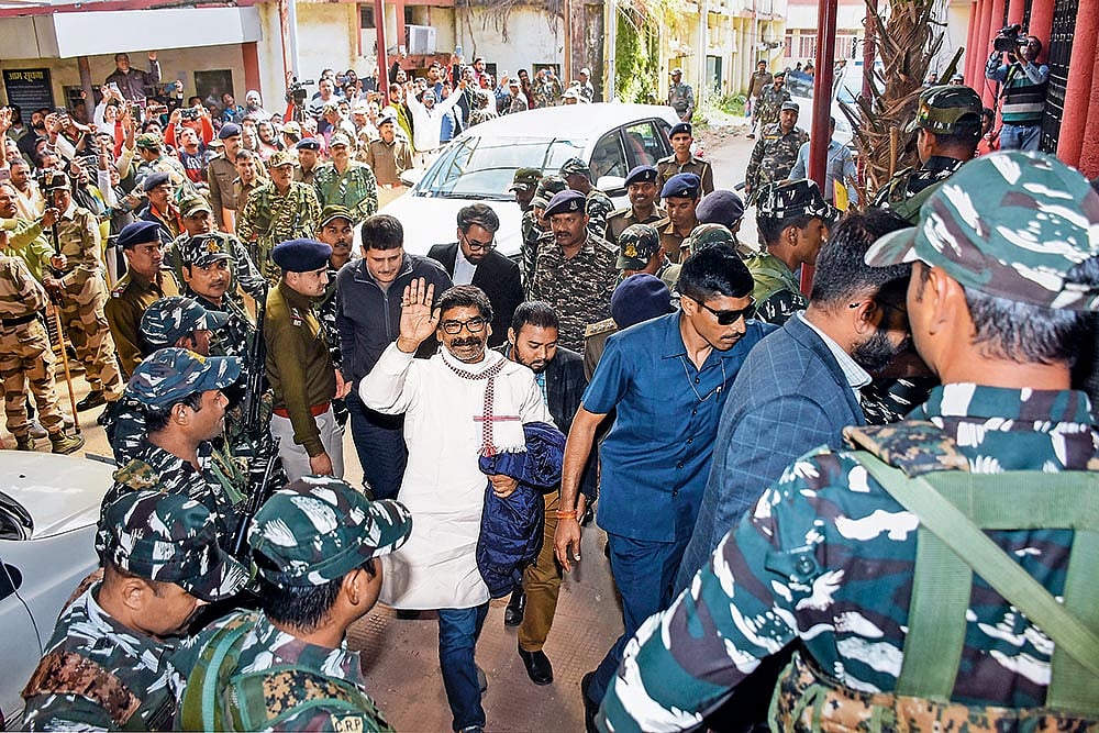 Photos: PTI : Special PMLA court remanded former Jharkhand chief minister Hemant Soren