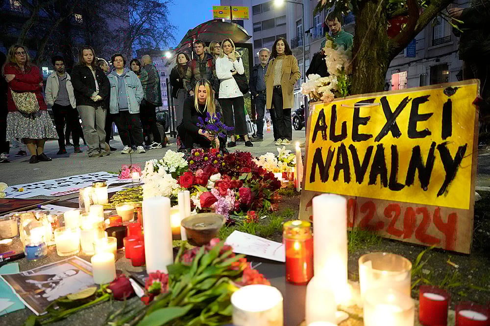 | Photo: AP/Armando Franca : Alexei Navalny Obit
