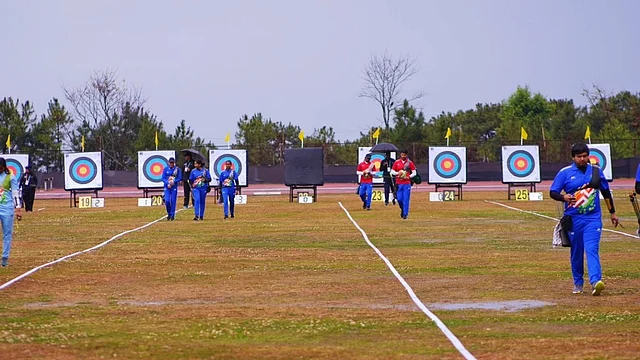 Savitribai Phule University Archer Mahek Pathan Wins Two Gold Medals In KIUG