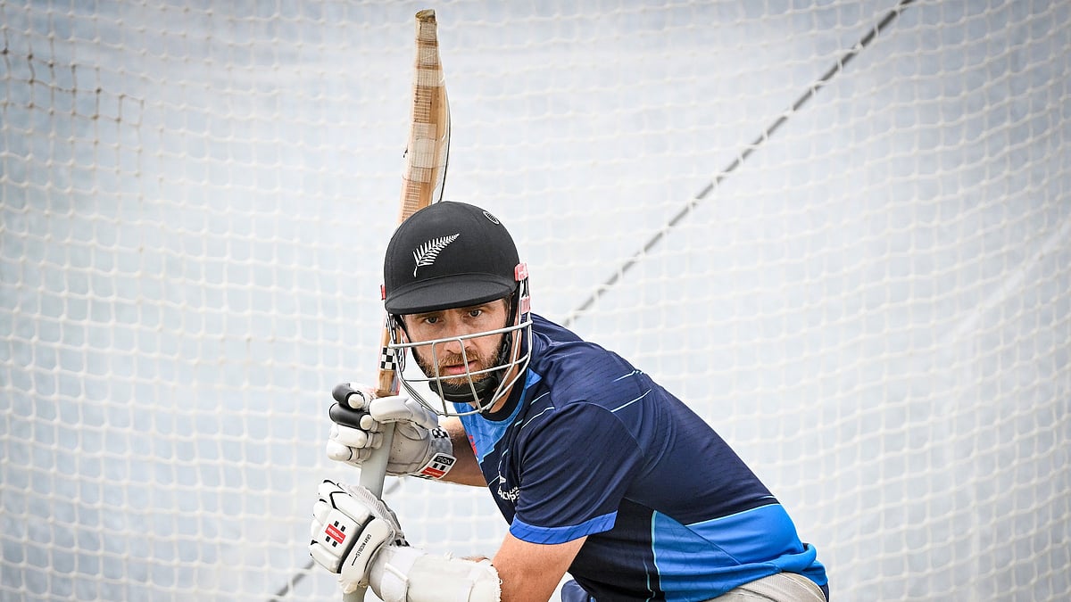 X/BlackCaps : New Zealand batter Kane Williamson practises ahead of their first Test against Australia in Wellington.