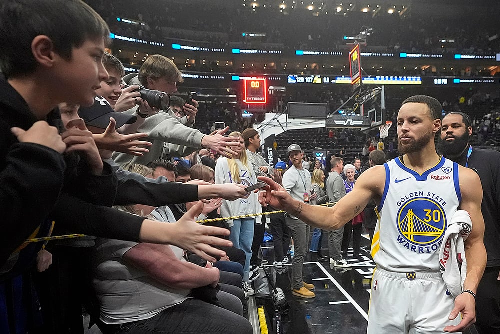 | Photo: AP/Rick Bowmer : NBA 2023-24: Golden State Warriors Vs Utah Jazz