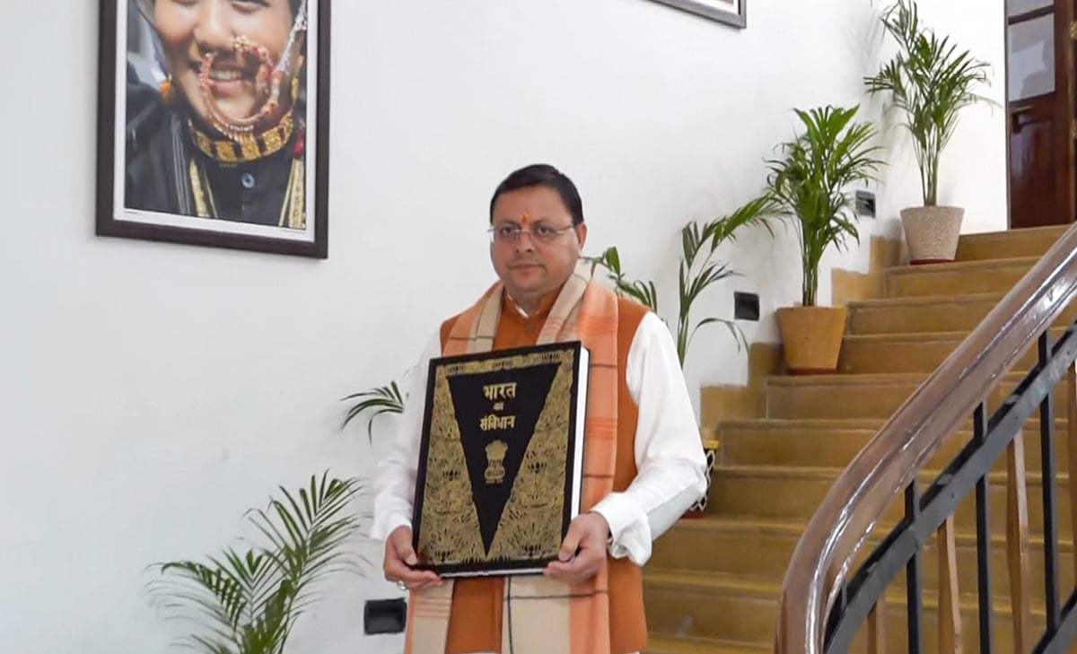 PTI : Uttarakhand CM Inaugurates, Lays Foundation Stones Of Projects Worth Over Rs 8,000 Crore