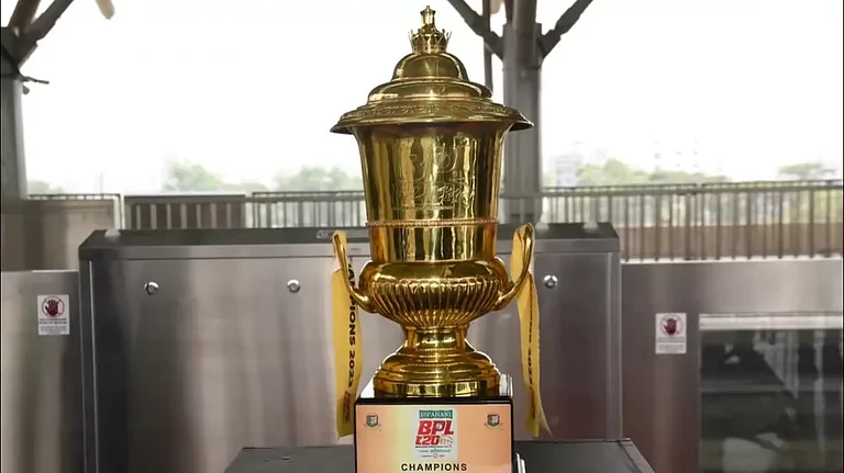 The Bangladesh Premier League trophy. - X/BCB