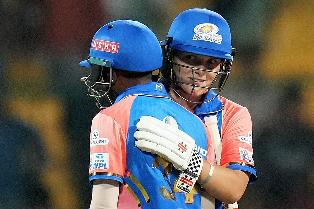 Photo: PTI/Shailendra Bhojak : WPL 2024: Royal Challengers Bangalore vs Mumbai Indians