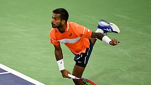 (Photo: X|BNP Paribas Open) : Sumit Nagal in action at the BNP Paribas Open 2024 playing the first round against Milos Raonic, in California, USA on March 8, Friday.