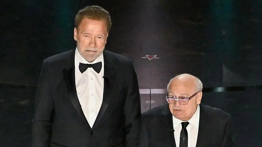 Instagram : Arnold Schwarzenegger, Danny DeVito