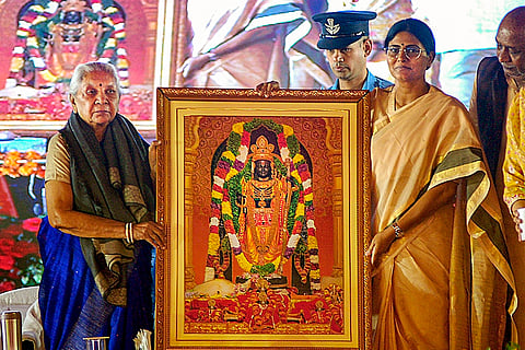 Anupriya Patel at public meeting