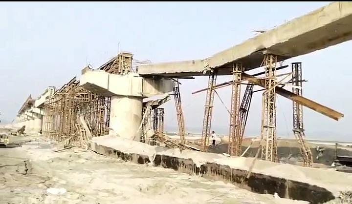 X/@yadavakhilesh : Under construction bridge over Ganga collapses