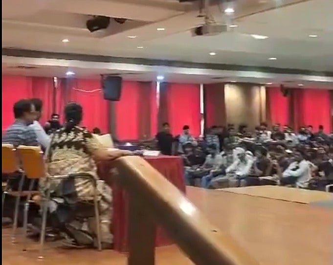 Mumbai: Shiv Sena (UBT) Leaders Accuse Piyush Goyal Son Of Forcing College Students To Attend Seminar; College Denies Claim